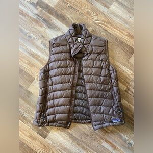 Large women’s Patagonia vest